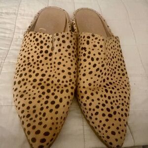 Dr. Scholl's Pointed Cheetah-Print Mule Slides in Tan and Black